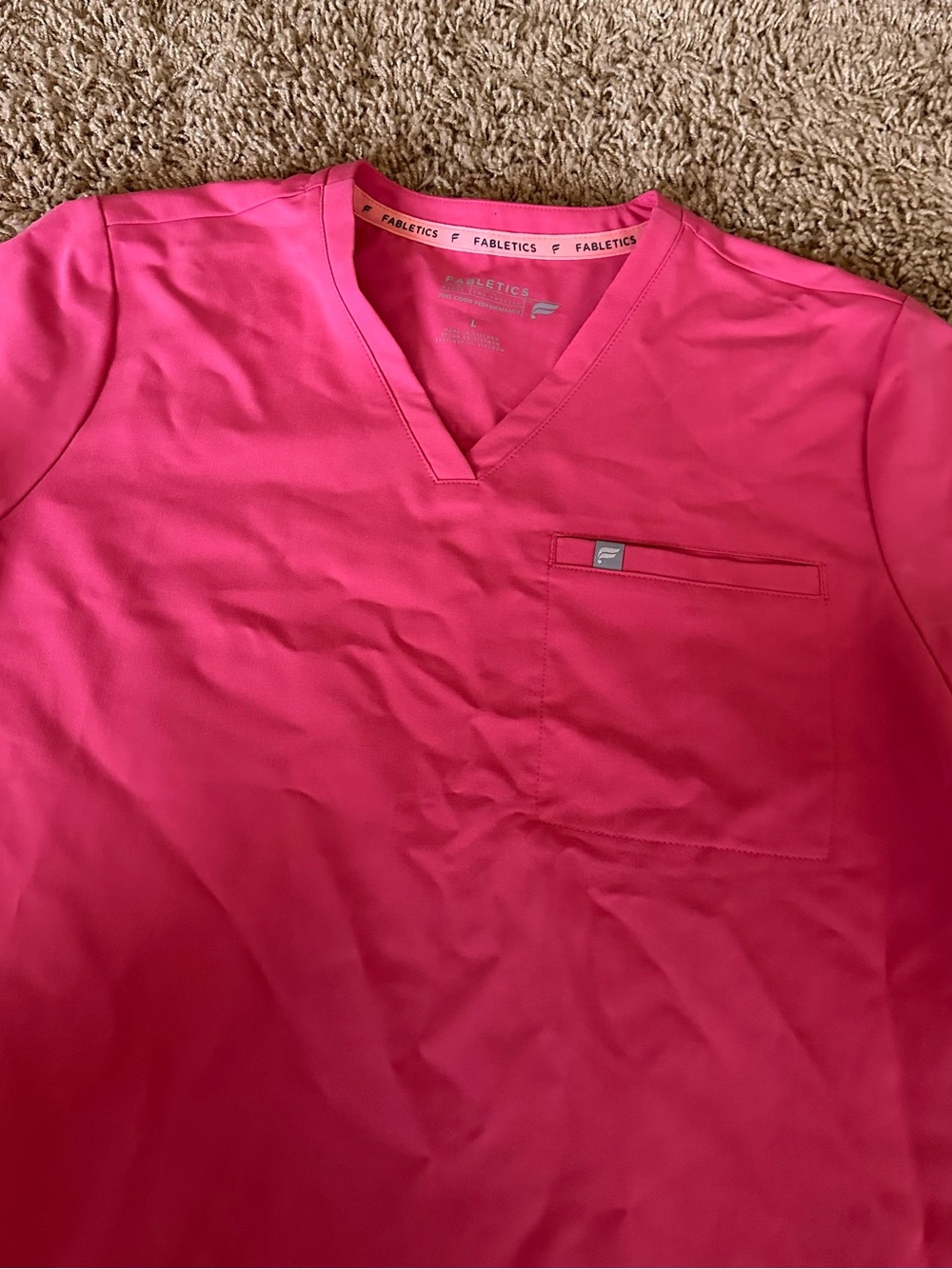 Pink Fabletics Scrub Set Large - Picture 8 of 11